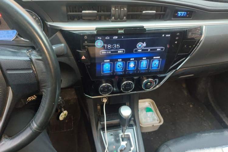 Used Toyota Corolla 2014 1.6L CVT GL Audio And AC Panel
