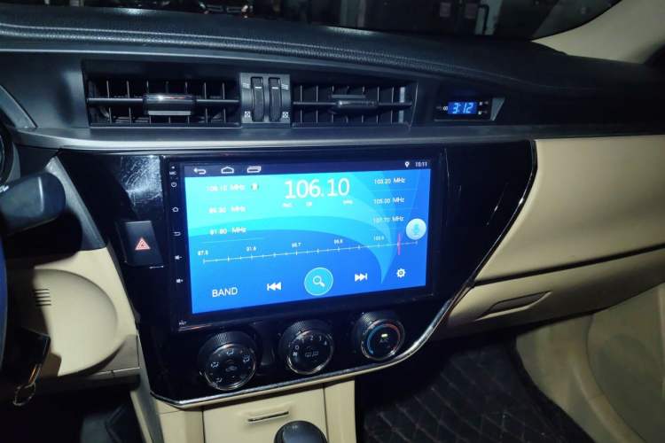 Used Toyota Corolla 2014 1.6L CVT GL Audio And AC Panel