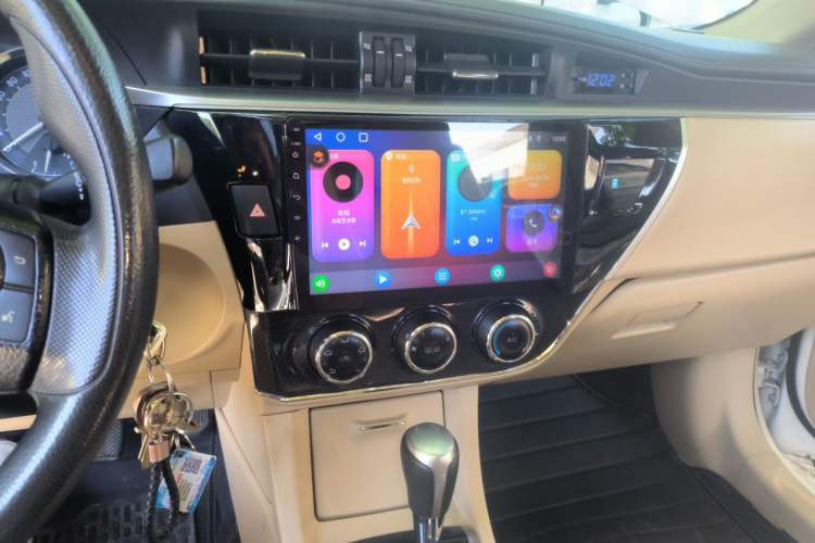 Used Toyota Corolla 2014 1.6L CVT GL-i Audio And AC Panel