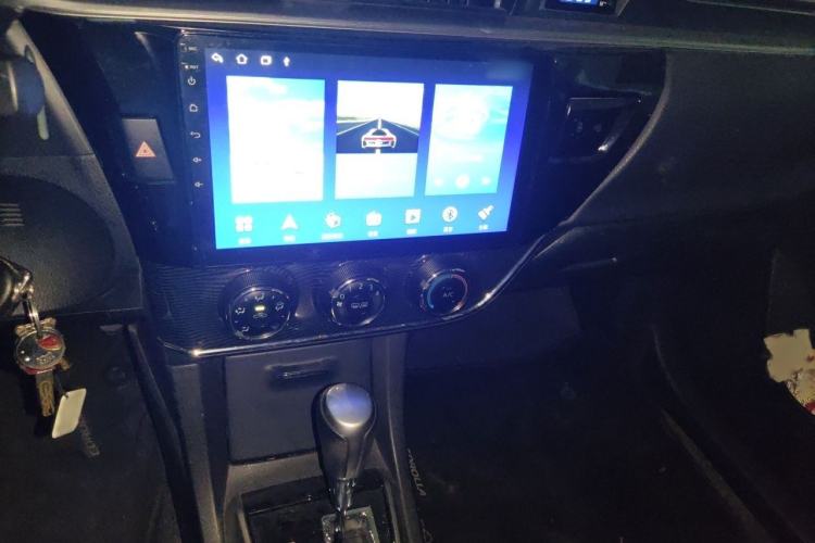 Used Toyota Corolla 2014 1.6L CVT GL-i Leather Edition Audio And AC Panel
