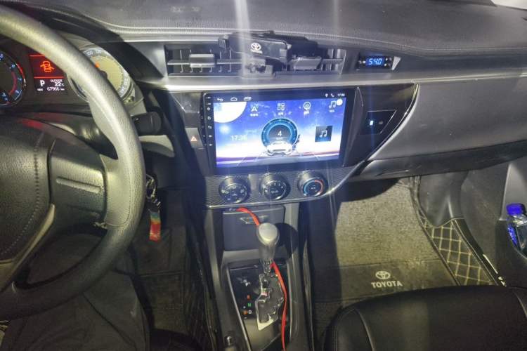 Used Toyota Corolla 2014 1.6L CVT GL-i Audio And AC Panel