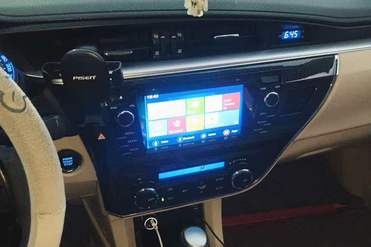 Used Toyota Corolla 2014 1.8L CVT GLX-i Audio And AC Panel