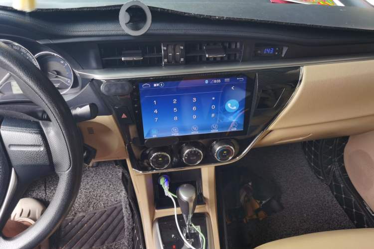 Used Toyota Corolla 2014 1.6L CVT GL Audio And AC Panel