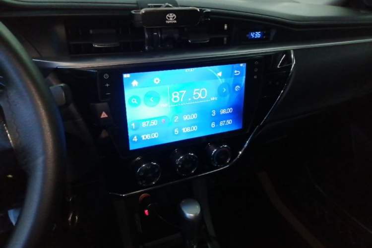 Used Toyota Corolla 2014 1.6L CVT GL Audio And AC Panel