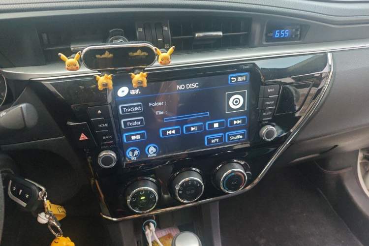 Used Toyota Corolla 2014 1.6L CVT GL Audio And AC Panel