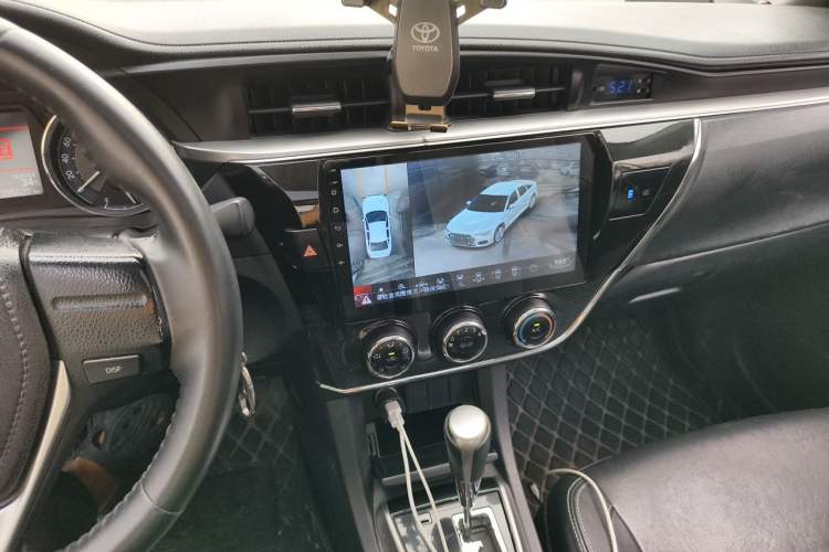 Used Toyota Corolla 2014 1.6L CVT GL-i Leather Edition Audio And AC Panel