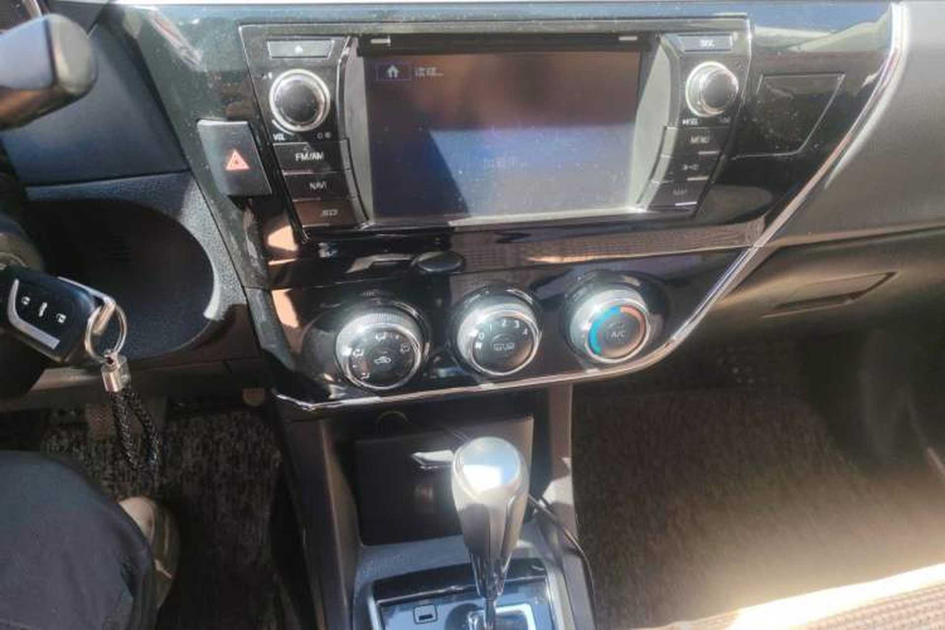 Used Toyota Corolla 2014 1.6L CVT GL Audio And AC Panel