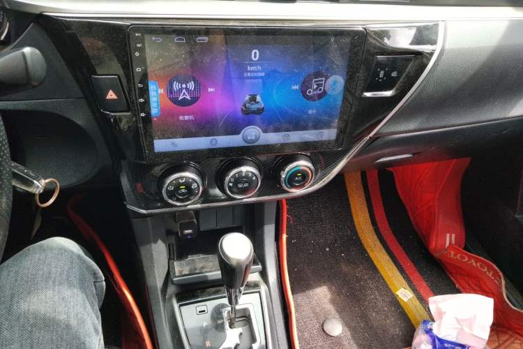 Used Toyota Corolla 2014 1.6L CVT GL-i Leather Edition Audio And AC Panel