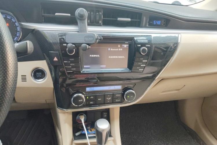 Used Toyota Corolla 2014 1.8L CVT GLX-i Audio And AC Panel