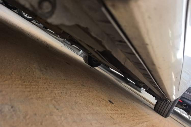 Used Toyota Corolla 2014 1.6L CVT GL Chassis Front Left