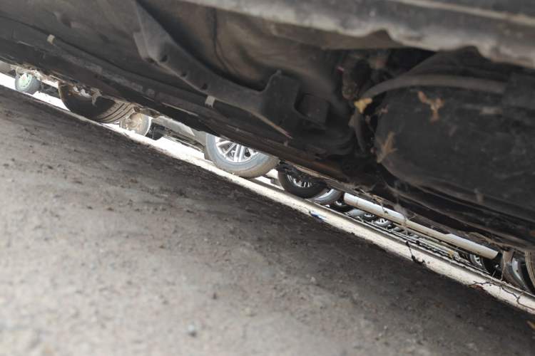 Used Toyota Corolla 2014 1.6L CVT GL Chassis Rear Left