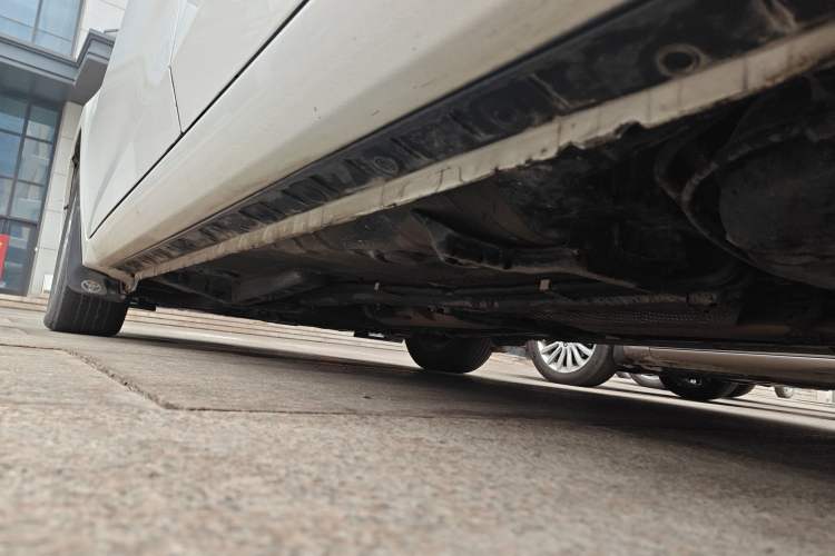 Used Toyota Corolla 2014 1.6L CVT GL Chassis Rear Left