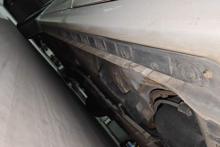Used Toyota Corolla 2014 1.6L CVT GL-i Chassis Rear Left