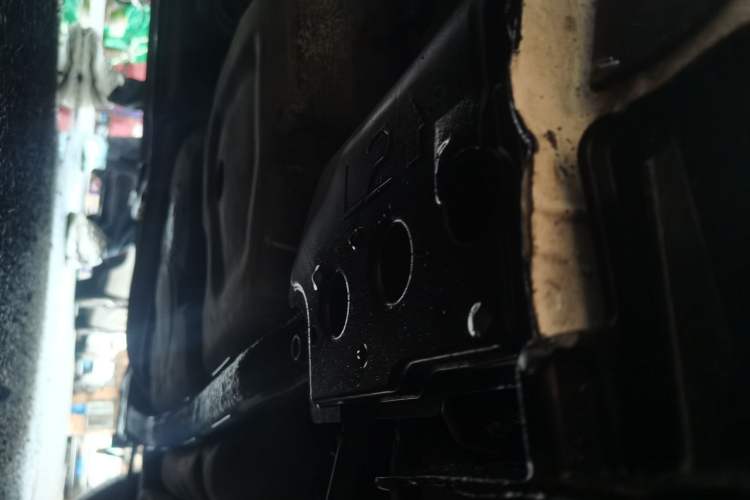 Used Toyota Corolla 2014 1.6L CVT GL-i Chassis Rear Left