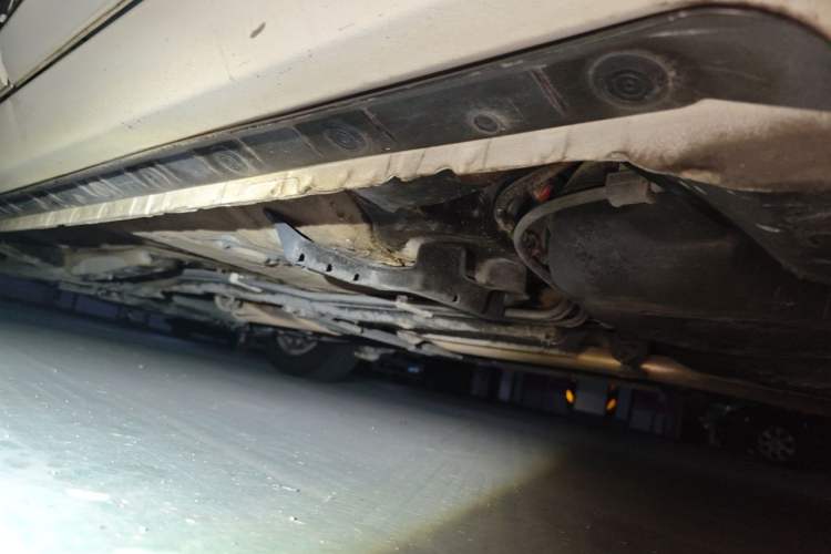 Used Toyota Corolla 2014 1.6L CVT GL-i Chassis Rear Left
