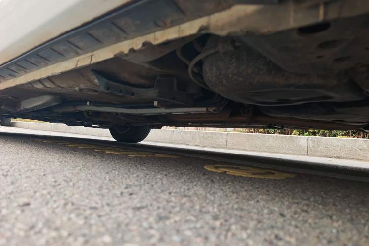 Used Toyota Corolla 2014 1.6L CVT GL Chassis Rear Left