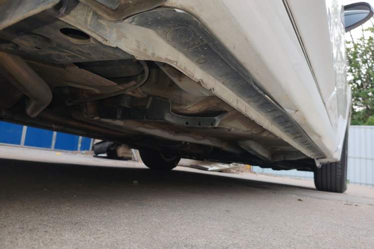 Used Toyota Corolla 2014 1.6L CVT GL-i Chassis Rear Right