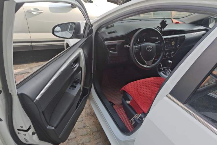 Used Toyota Corolla 2014 1.6L CVT GL Driver Seat