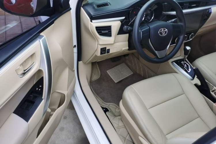 Used Toyota Corolla 2014 1.6L CVT GL Driver Seat