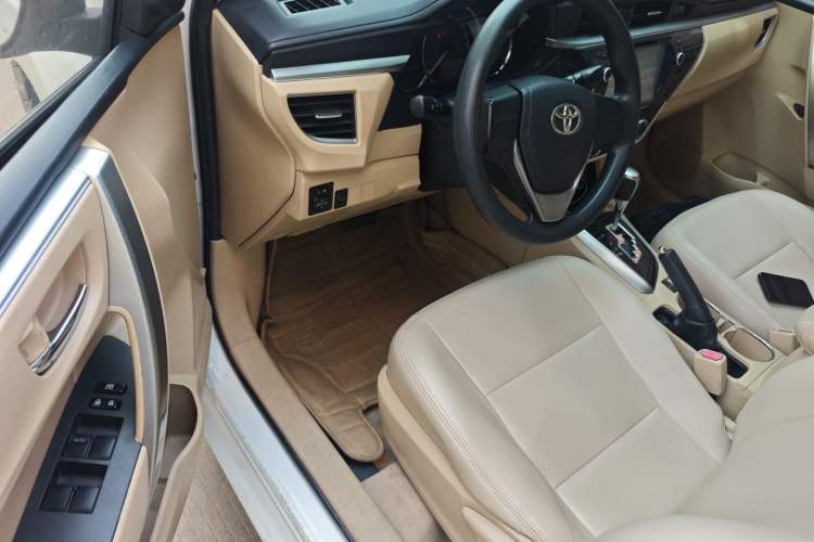 Used Toyota Corolla 2014 1.6L CVT GL Driver Seat