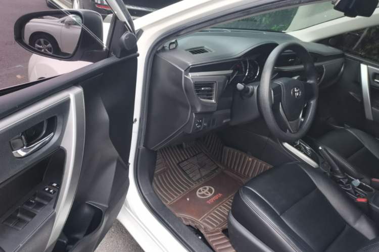 Used Toyota Corolla 2014 1.6L CVT GL Driver Seat
