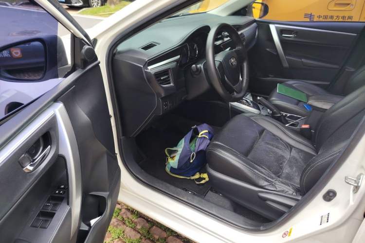 Used Toyota Corolla 2014 1.6L CVT GL Driver Seat