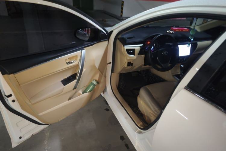 Used Toyota Corolla 2014 1.6L CVT GL Driver Seat