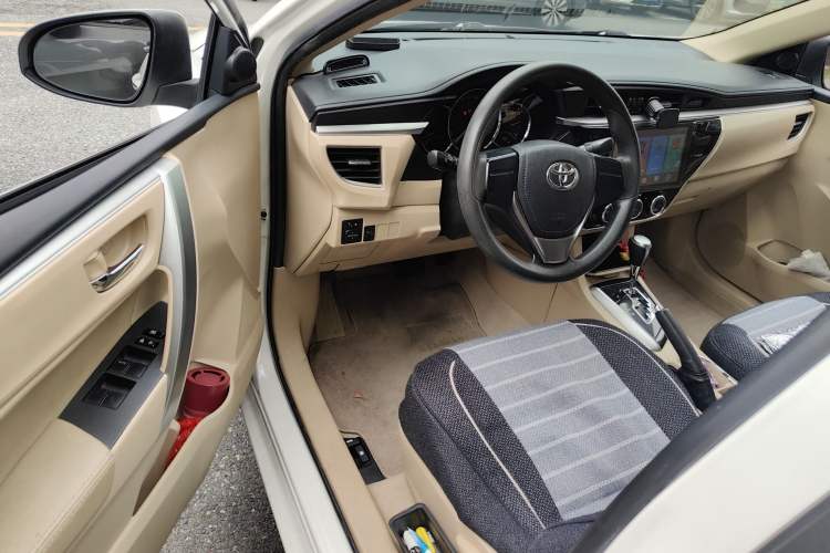 Used Toyota Corolla 2014 1.6L CVT GL Driver Seat