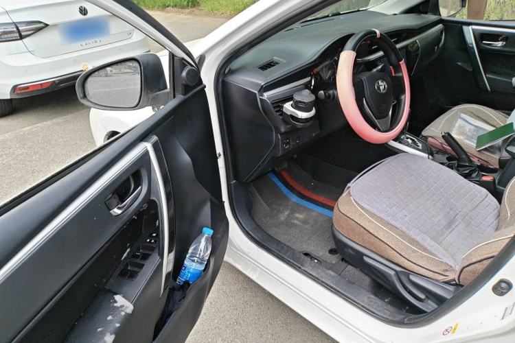 Used Toyota Corolla 2014 1.6L CVT GL-i Driver Seat