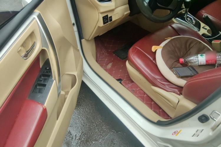 Used Toyota Corolla 2014 1.6L CVT GL Driver Seat