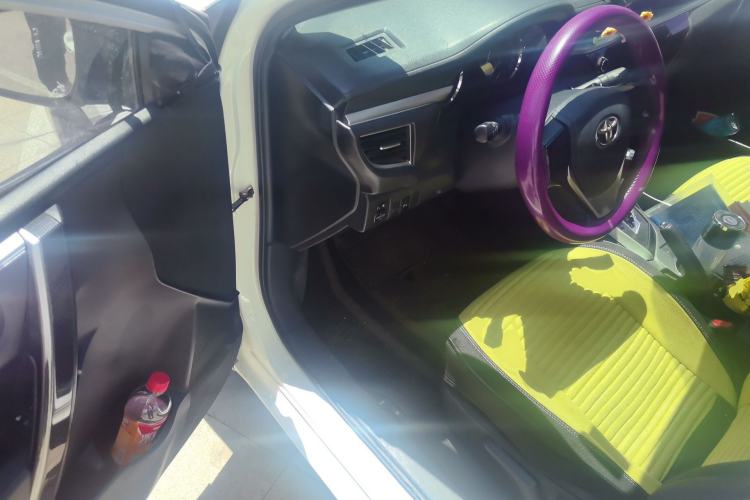 Used Toyota Corolla 2014 1.6L CVT GL-i Driver Seat