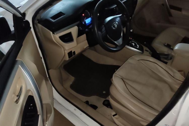 Used Toyota Corolla 2014 1.6L CVT GL Driver Seat