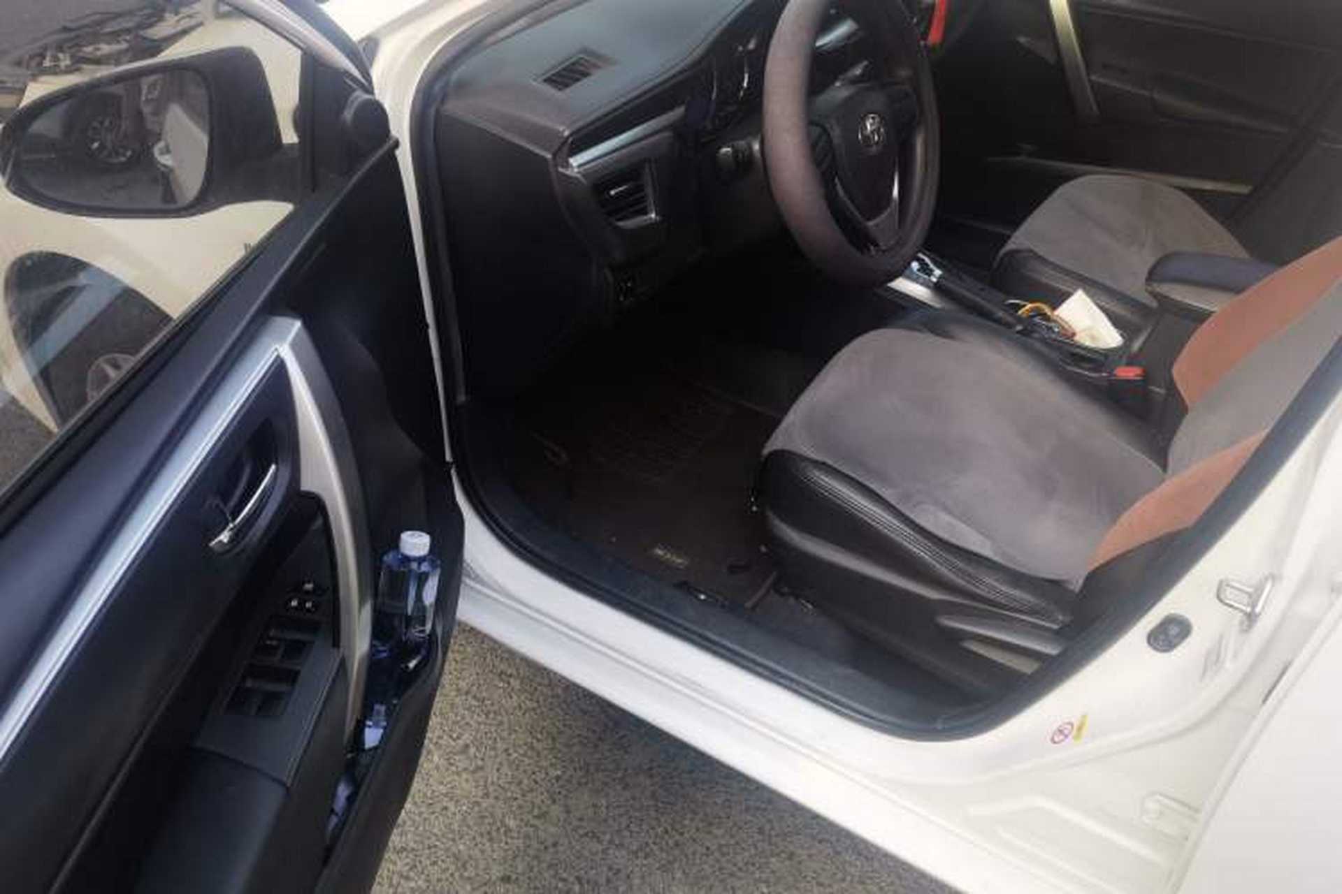 Used Toyota Corolla 2014 1.6L CVT GL Driver Seat