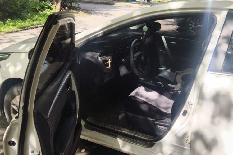 Used Toyota Corolla 2014 1.6L CVT GL Driver Seat