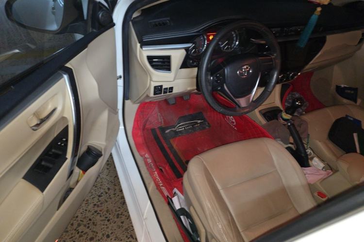 Used Toyota Corolla 2014 1.6L Manual GL-i Leather Edition Driver Seat