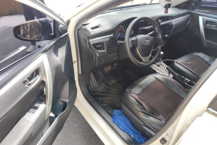 Used Toyota Corolla 2014 1.6L CVT GL Driver Seat