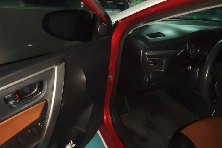Used Toyota Corolla 2014 1.6L CVT GL Driver Seat