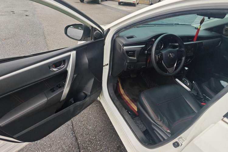 Used Toyota Corolla 2014 1.6L CVT GL Driver Seat