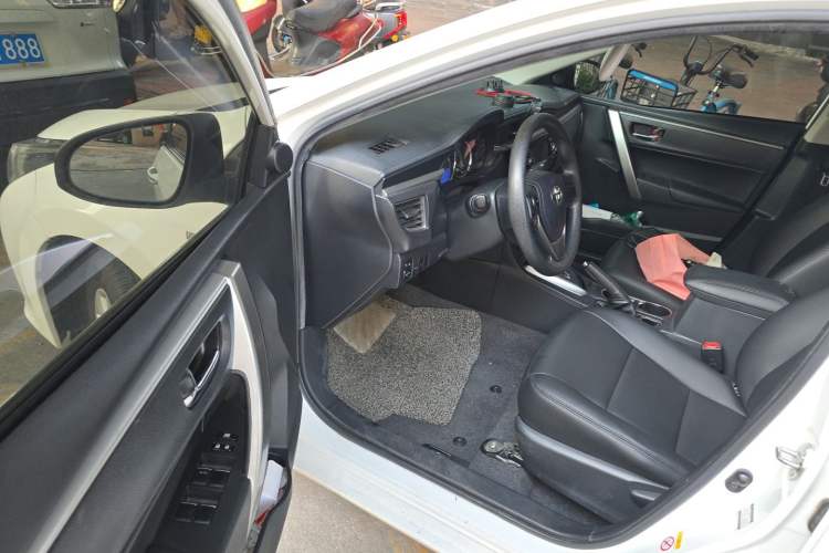 Used Toyota Corolla 2014 1.6L CVT GL Driver Seat