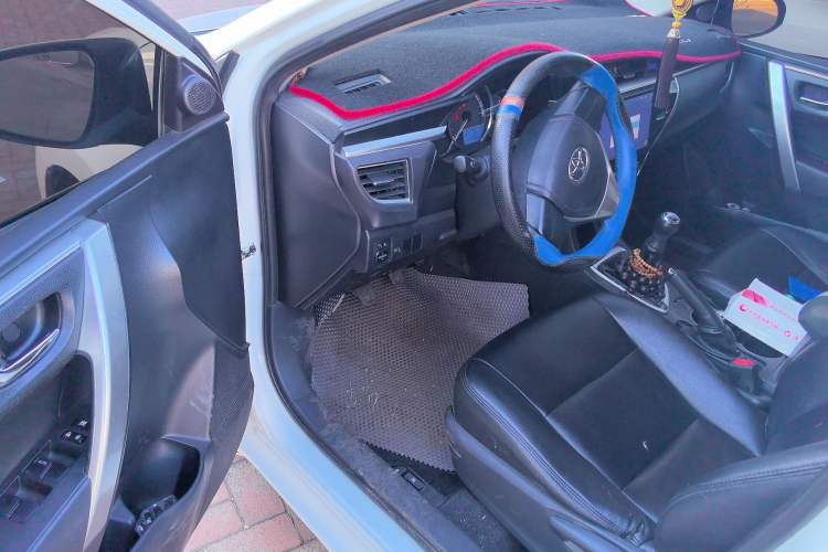 Used Toyota Corolla 2014 1.6L Manual GL Driver Seat