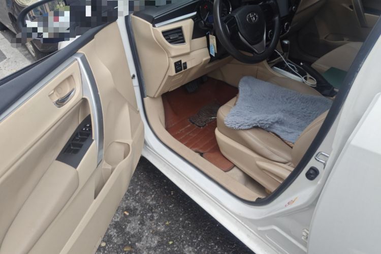 Used Toyota Corolla 2014 1.6L CVT GL Driver Seat