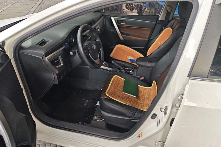 Used Toyota Corolla 2014 1.6L CVT GL Driver Seat