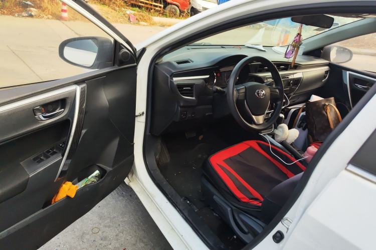 Used Toyota Corolla 2014 1.6L CVT GL-i Driver Seat
