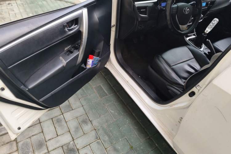 Used Toyota Corolla 2014 1.6L Manual GL Driver Seat