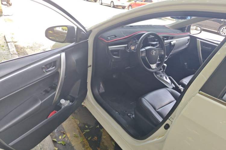 Used Toyota Corolla 2014 1.6L CVT GL Driver Seat