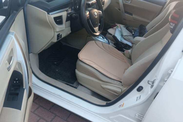 Used Toyota Corolla 2014 1.6L CVT GL Driver Seat