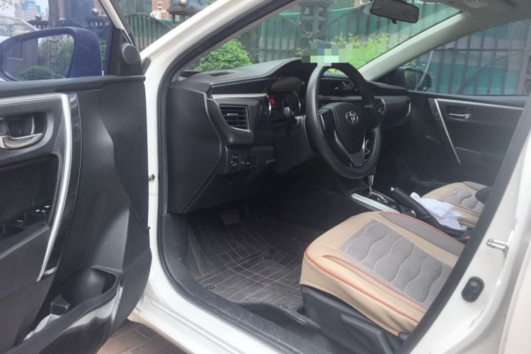 Used Toyota Corolla 2014 1.6L CVT GL-i Driver Seat