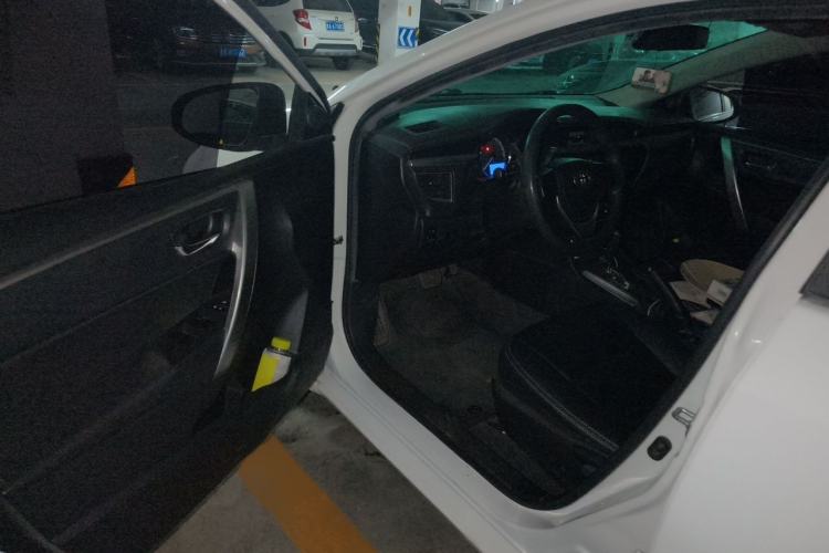 Used Toyota Corolla 2014 1.6L CVT GL Driver Seat