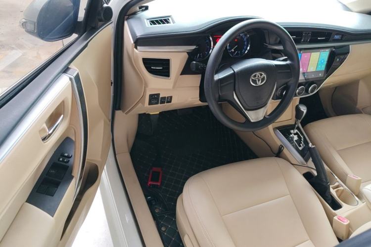 Used Toyota Corolla 2014 1.6L CVT GL-i Driver Seat