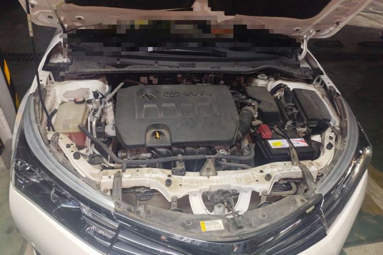 Used Toyota Corolla 2014 1.6L CVT GL-i Engine Bay